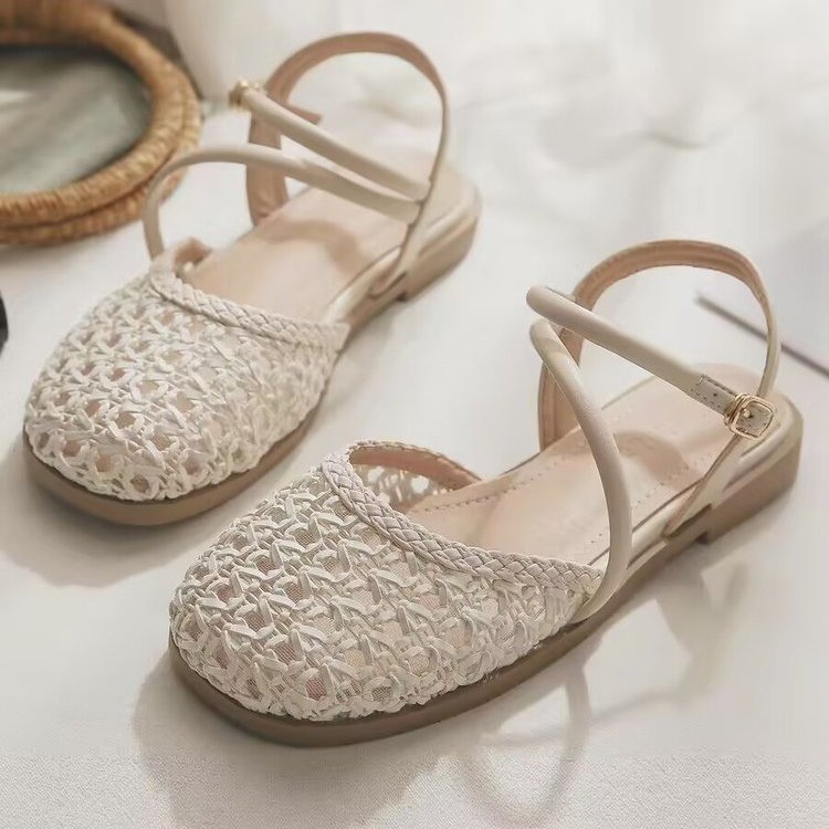 Sandals - Sandales fermées de style français pour