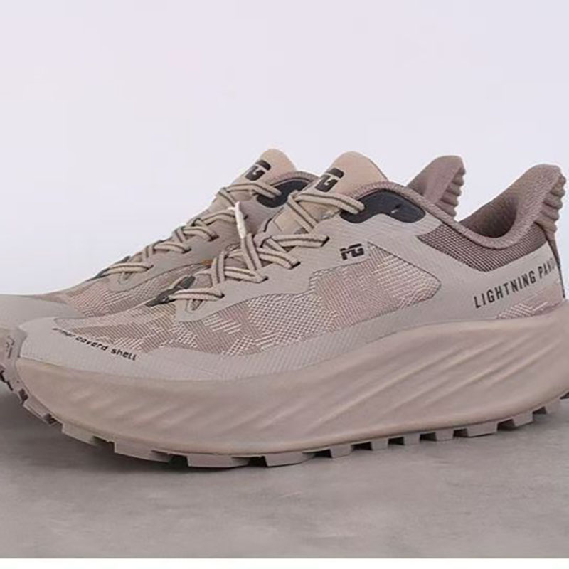 Chaussures de course à semelle - Anti Slip Trail Running Sneakers avis et prix